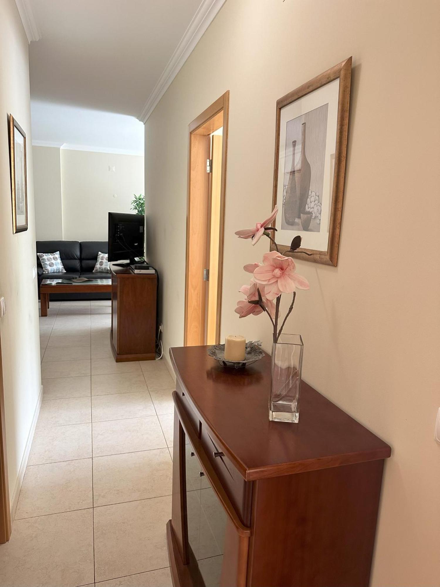 A 1km De La Plage, Avec Piscine A Apartment